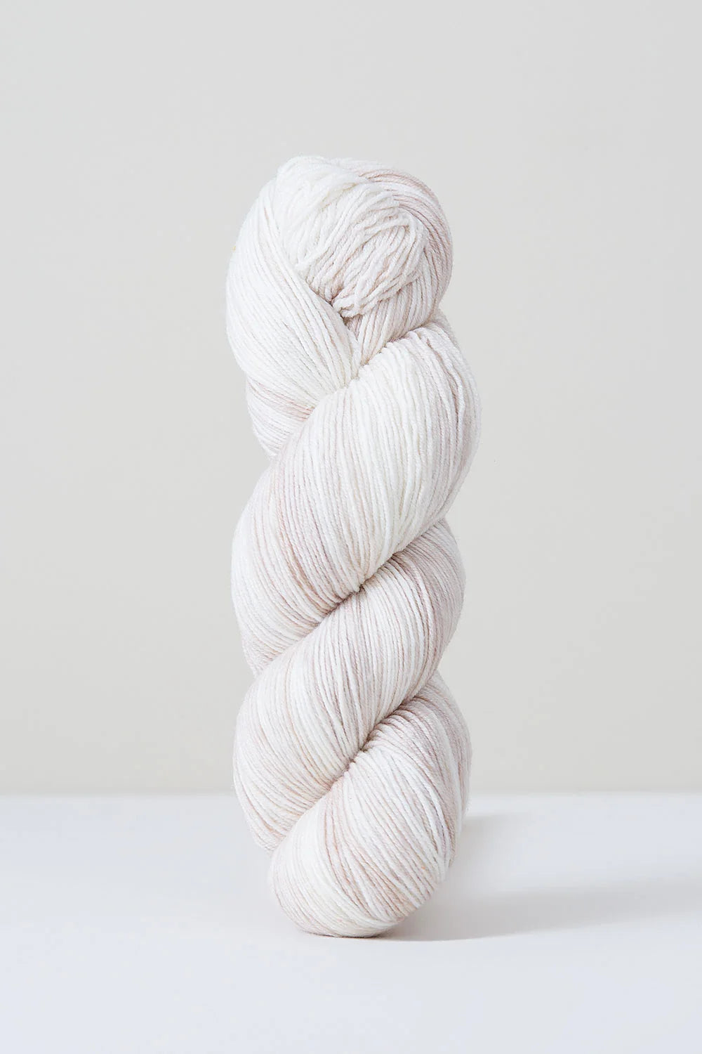 Urth Yarns Monokrom Fingering