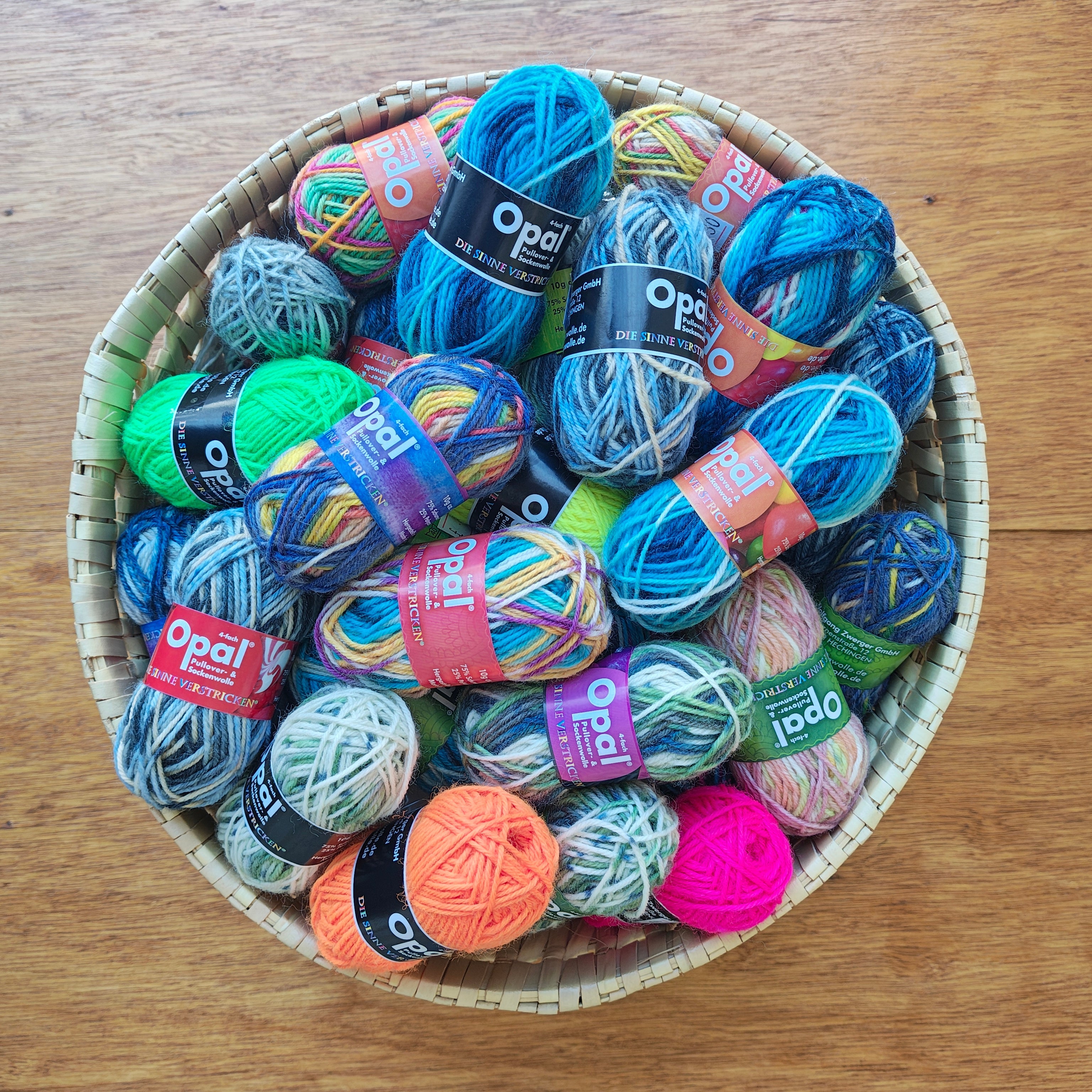 Opal 4-ply Mini Balls